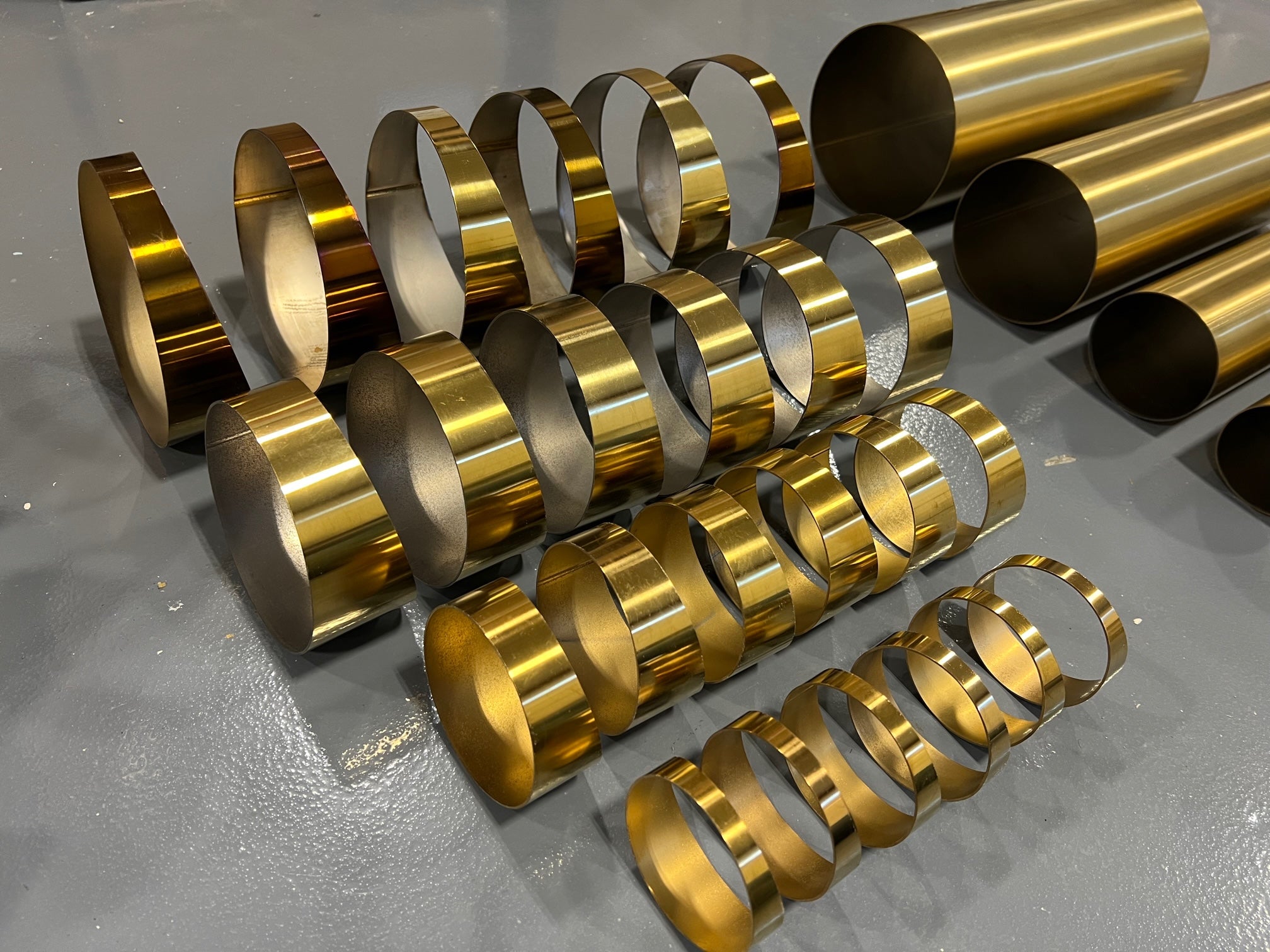 工芸品 Gold blue lumpy pipe Gold Colored Titanium Pieces – TiSS Fab